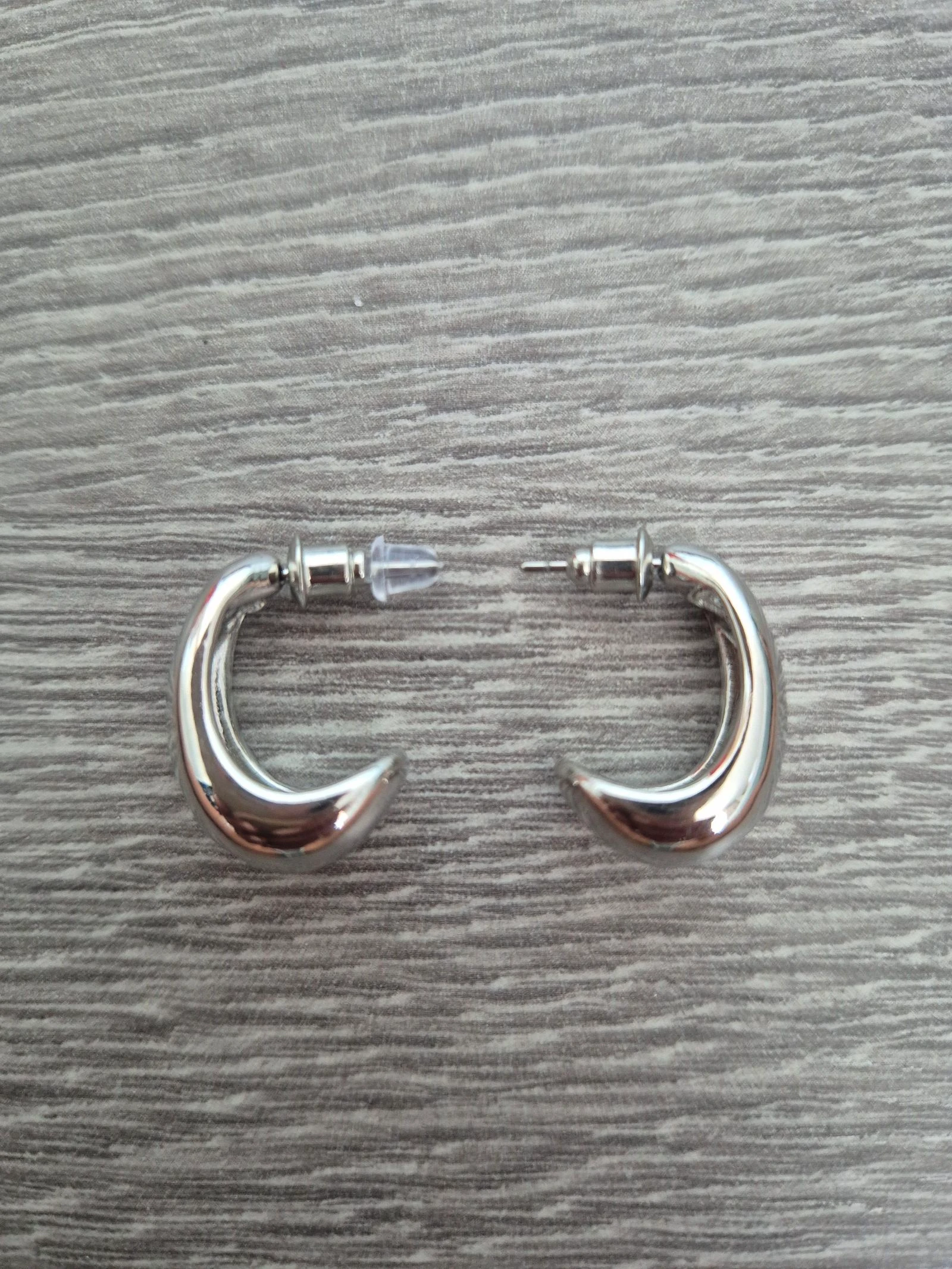 Neuf! Boucles d'oreilles Chunky Argentées / Teardrop Hoops – photo 3